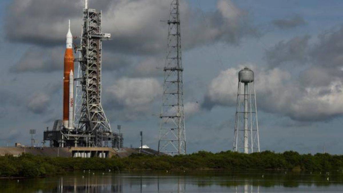 NASA Artemis Roketi Ay yolculuğunu yine iptal etti