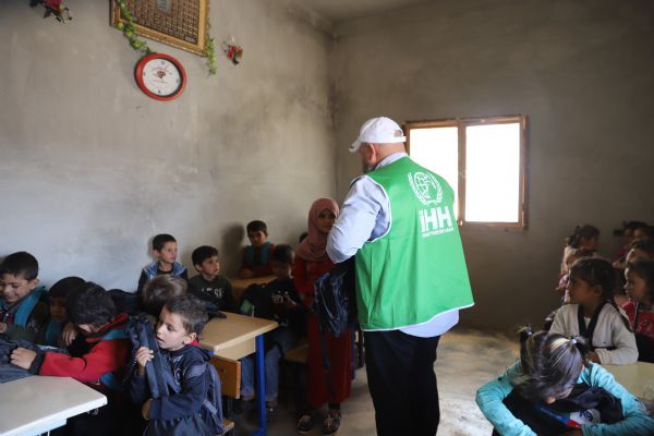 İHH'dan Suriye'ye eğitim desteği