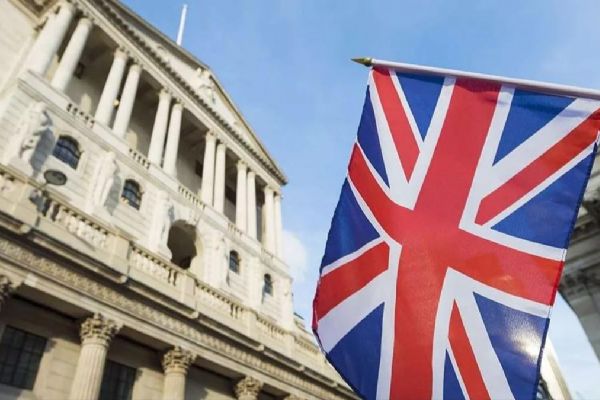 İngiltere Merkez Bankası'ndan faiz açıklaması