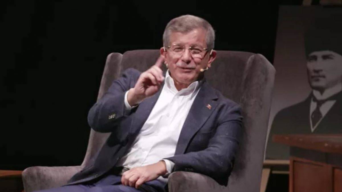 ‘Asla hocaefendi demedim’ dedi, Türkçe Olimpiyatları'ndaki konuşmasını dinlettiler