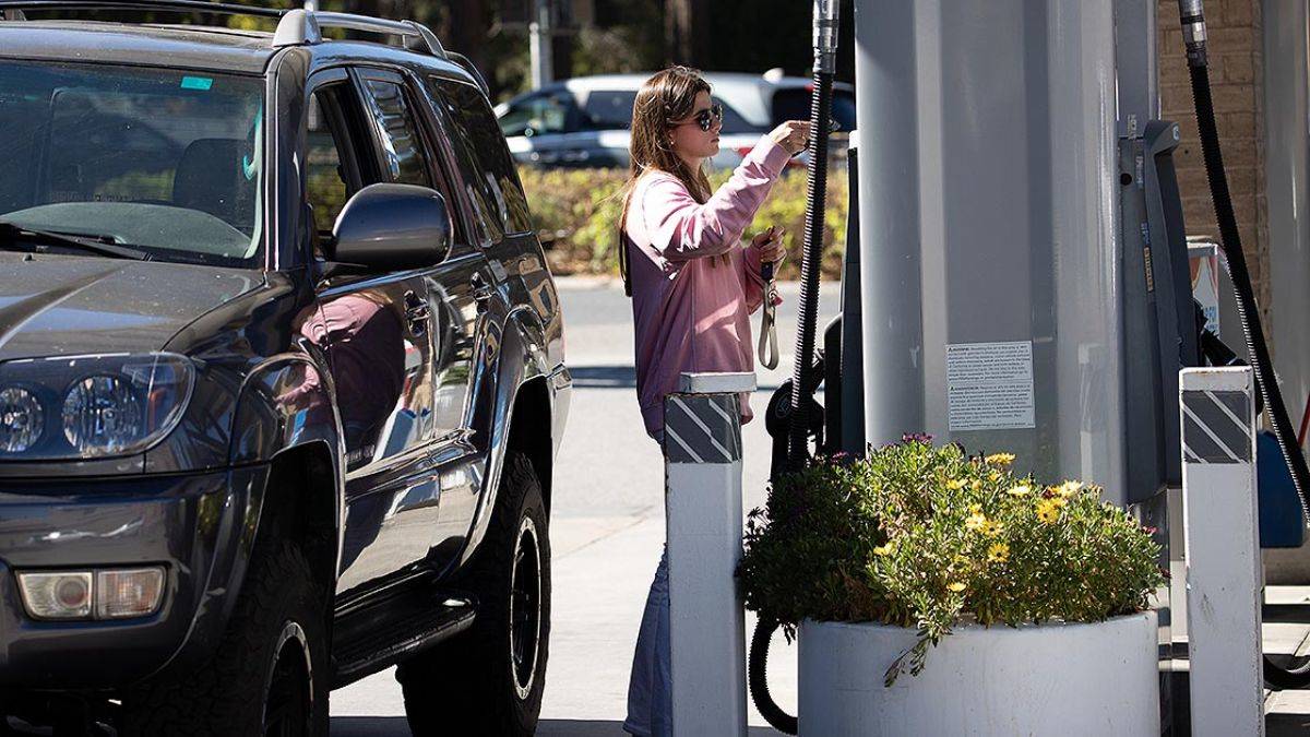 ABD'de benzine dev zam