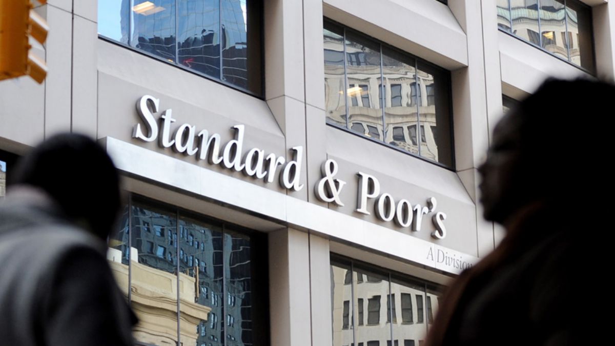 S&P Türkiye'nin kredi notunu düşürdü
