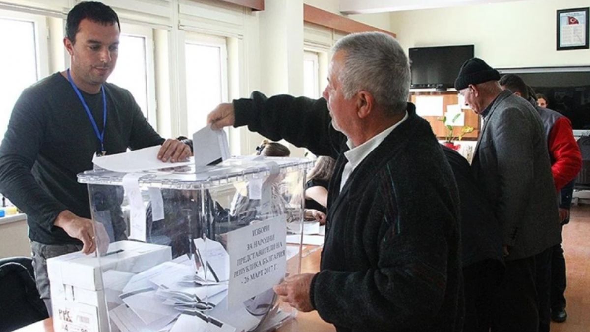 Bulgaristan'da halk sandık başında