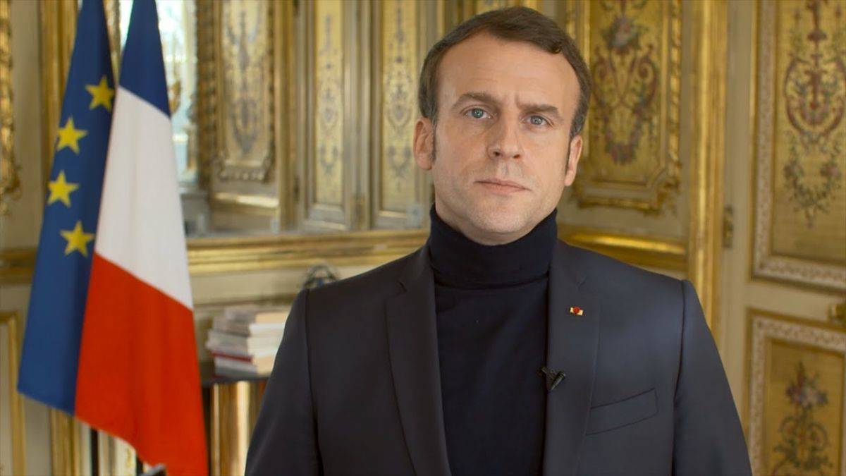 Macron da kalın giyindi