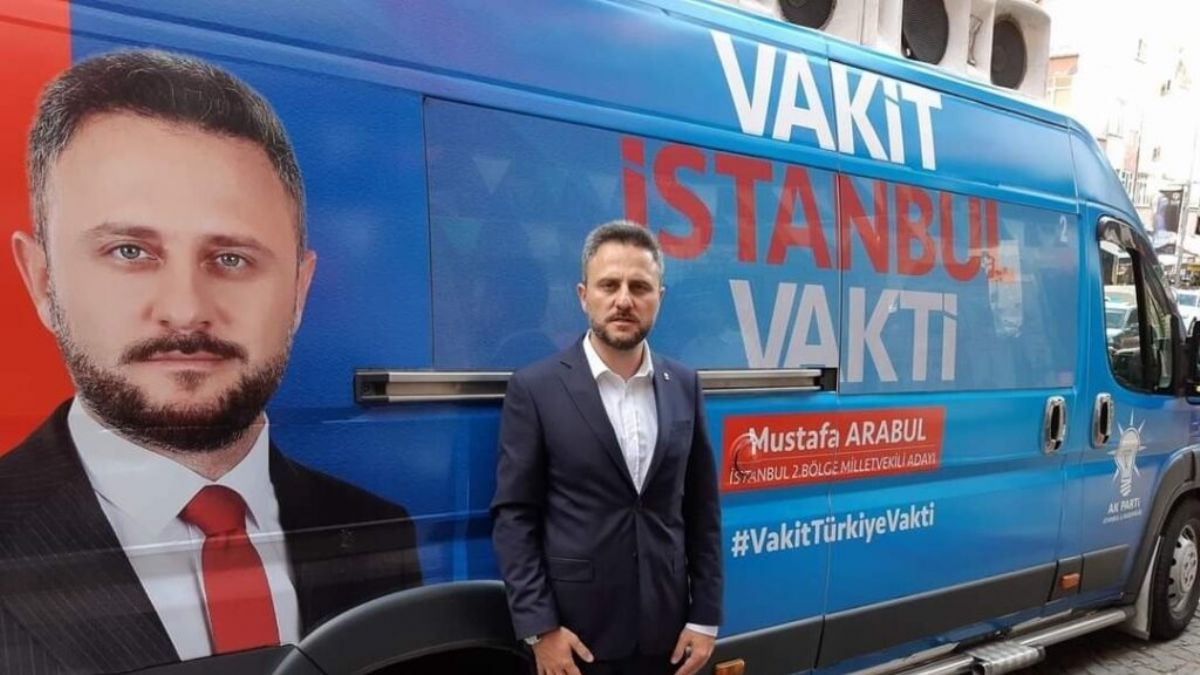 Cübbeli Ahmet’in kayınbiraderinin katıldığı parti dikkat çekti