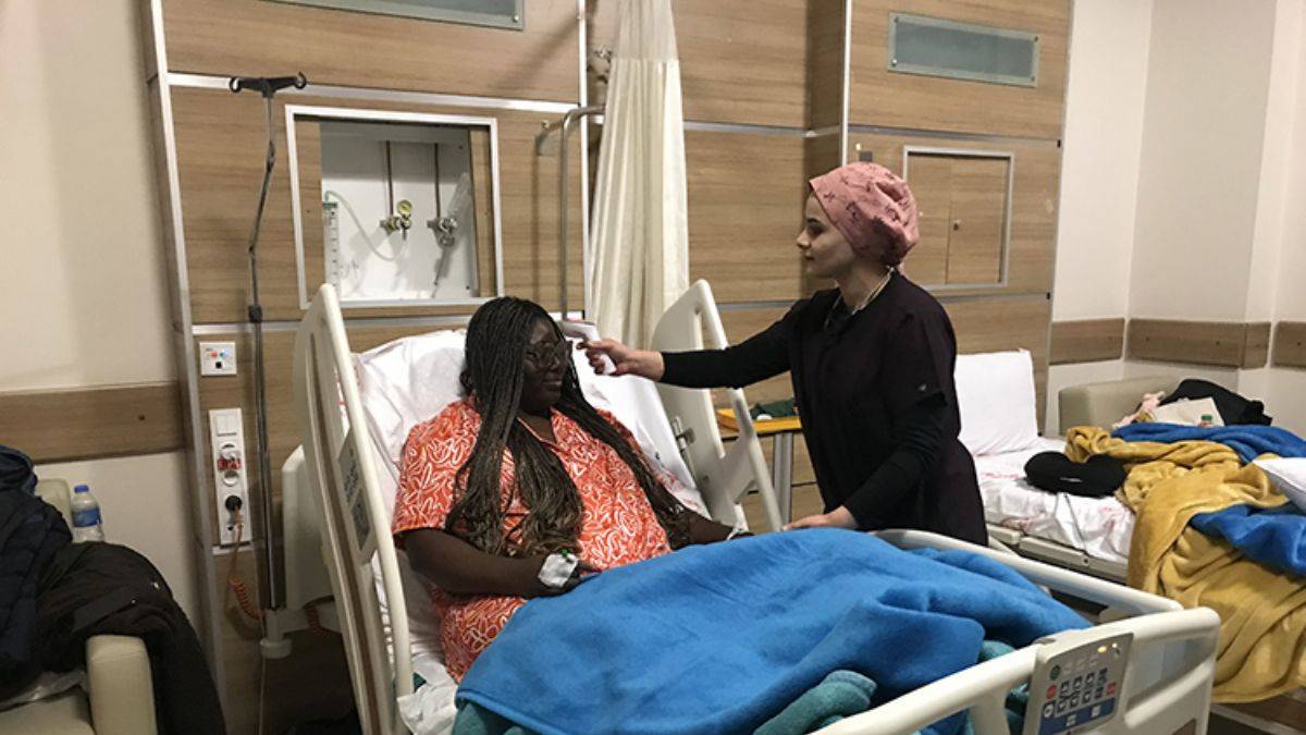 ABD'li hemşire ameliyatı için Teksas'ı değil Kars'ı tercih etti