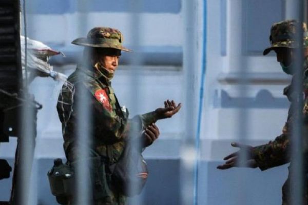 Japon gazeteci Myanmar'da hapis cezasına çarptırıldı