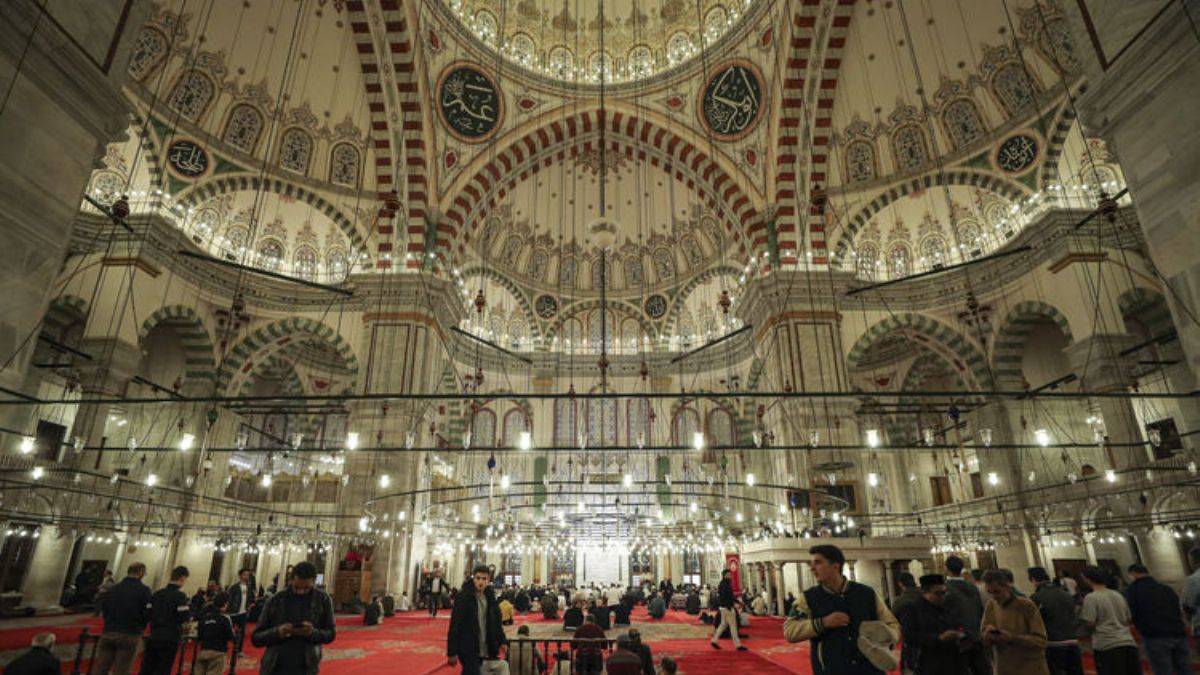 Mevlit Kandili idrak edildi