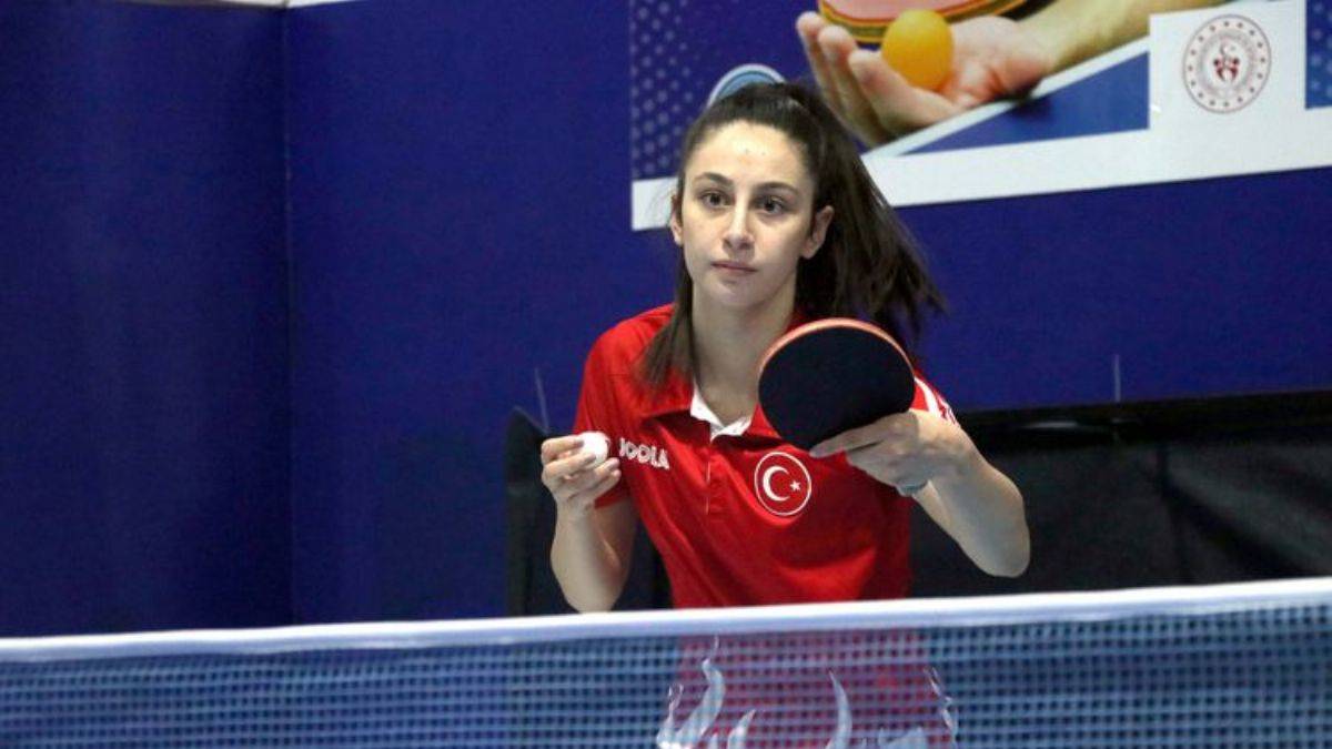 Sağ eliyle yenilgiyi, sol eliyle şampiyonluğu tattı