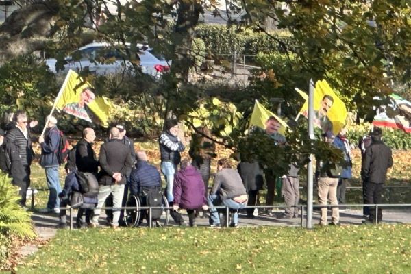 YPG/PKK yandaşlarından İsveç'te provokasyon