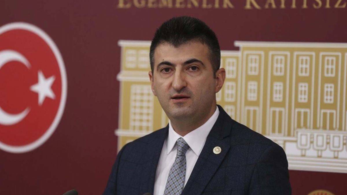 Mehmet Ali Çelebi AK Parti'ye katıldı