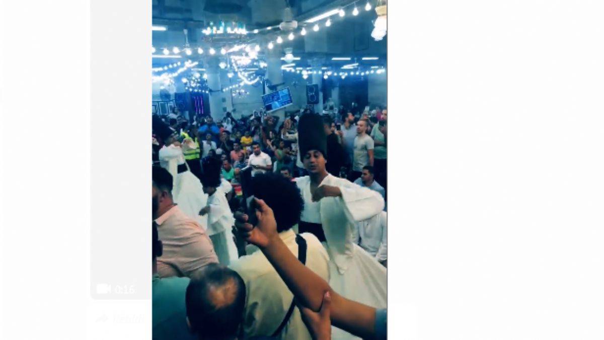 Mısır’dan camide çalgılı Mevlid-i Nebi manzaraları!