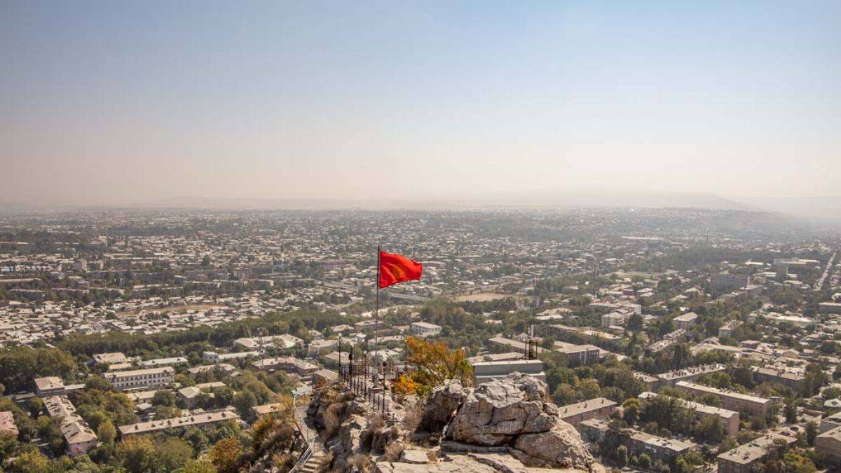 1631 Rus, Kırgız vatandaşlığına başvurdu