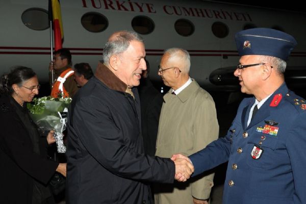 Milli Savunma Bakanı Akar Brüksel'de