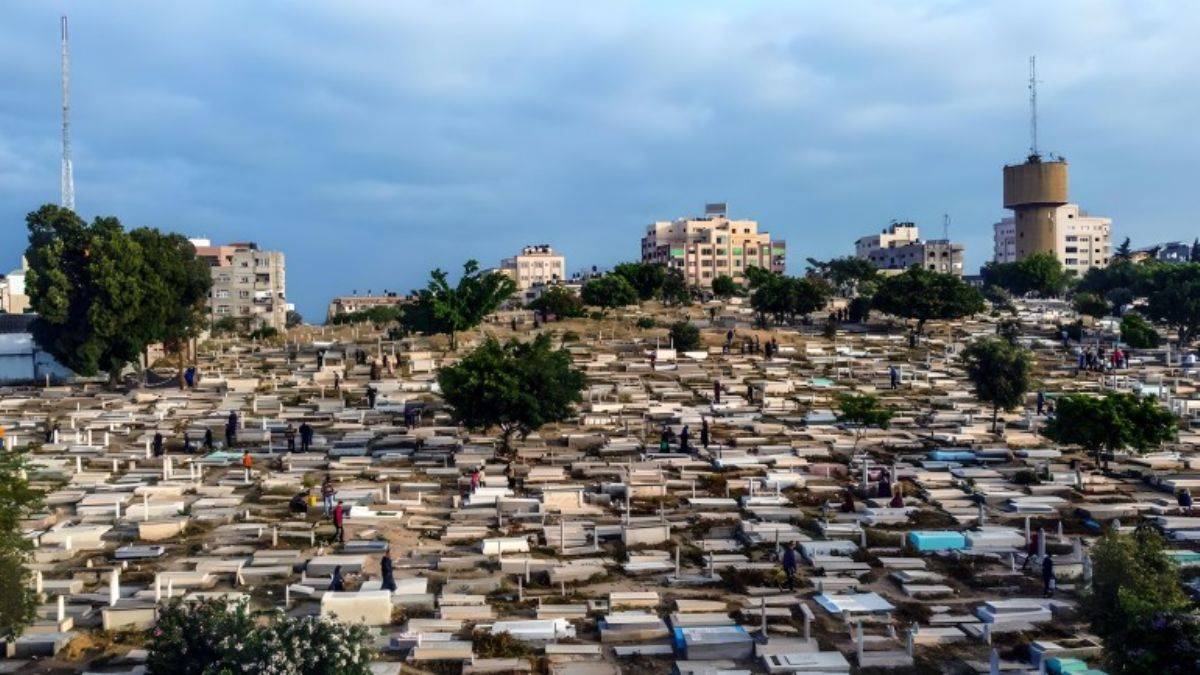Gazze'de ölüler için bile huzur yok! Bulmakta zorlanıyorlar