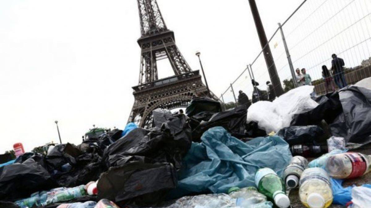 Paris’in çöp sokakları gündem oldu