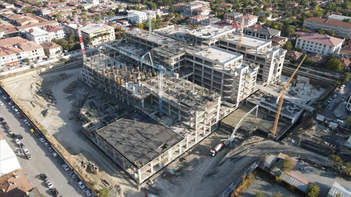 Hastane ihalesi aynı firmaya iki katına yeniden verildi