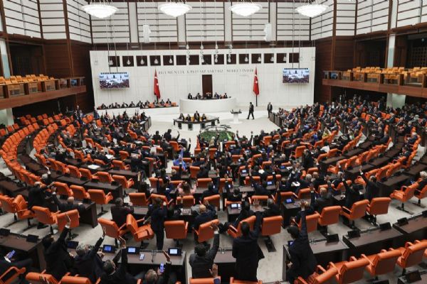 Milyonlarca üniversite öğrencisini sevindiren haber!