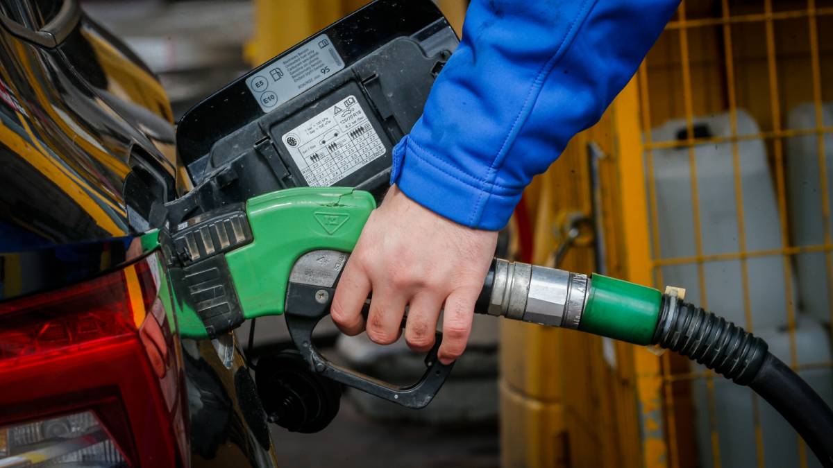 Mazot zam 14-15 Ekim | Bu gece mazota zam var mı? Motorine (mazot) zam mı geldi? Bu akşam 14-15 Ekim mazota zam yapıldı mı?