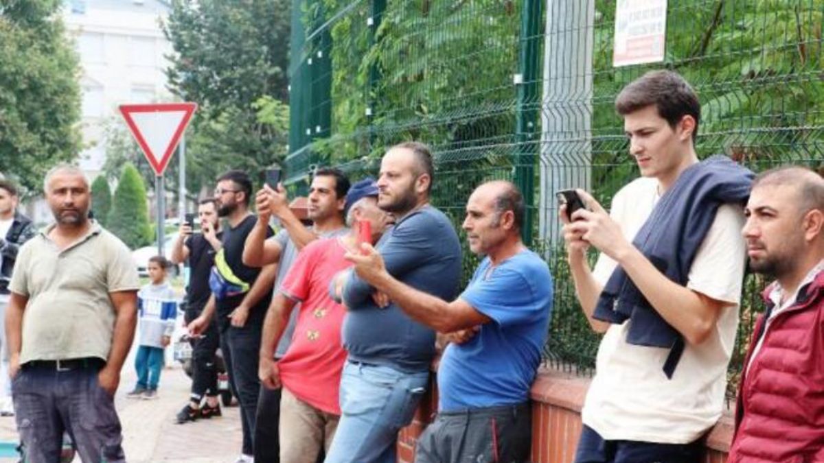 Antalya'da 'canlı yayın intihar' kalabalığı!