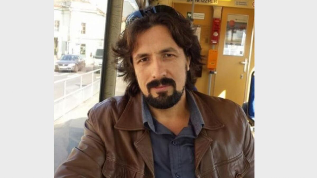 Kadını eşinden kurtarmak için balkona tırmanan polis, düşerek şehit oldu