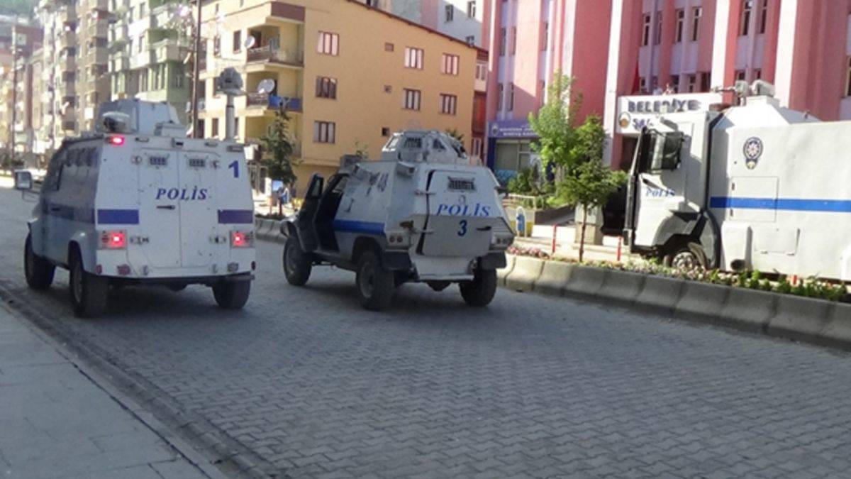 Hakkari'de gösteri ve yürüyüşler yasaklandı