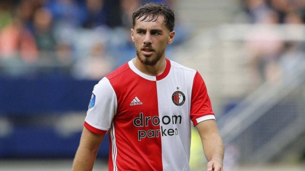 Milli futbolcu Kökçü: LGBT renkli pazubendi takarken rahat hissetmiyorum