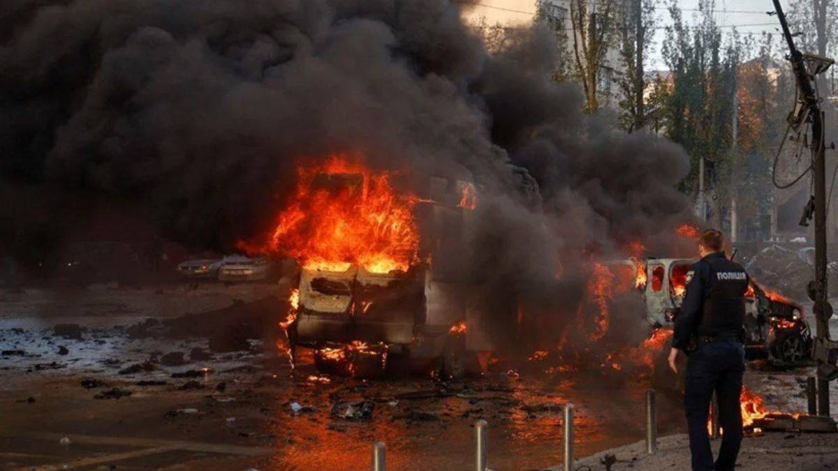 Kiev'de çok sayıda patlama sesi!