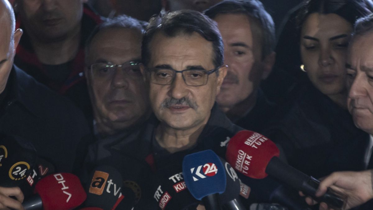 Bakan Dönmez'den Amasra açıklaması: Yangın büyük oranda kontrol altına alındı