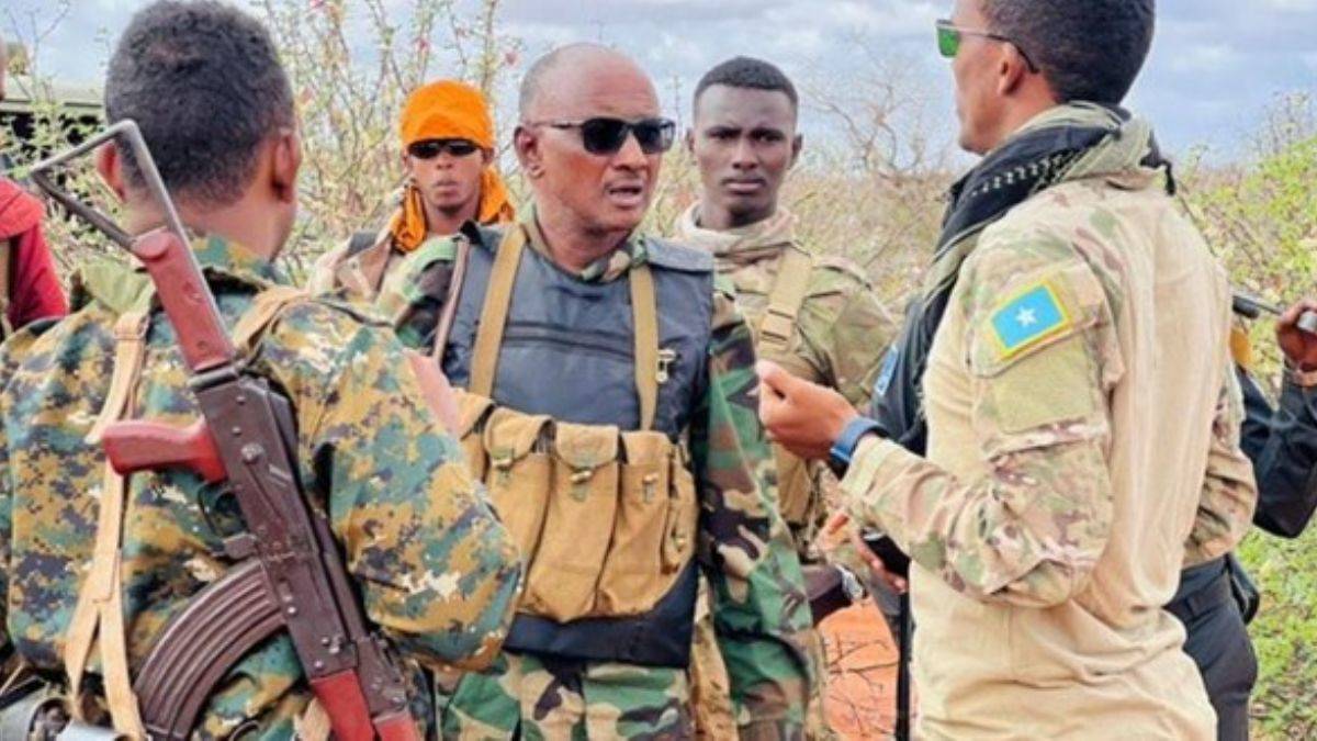 Somali'de üst düzey yetkili: El-Kaide üyelerinin annelerini ve eşlerini öldürün