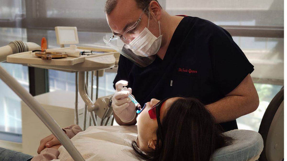 Diş Beyazlatma Herkese Yapılır mı?