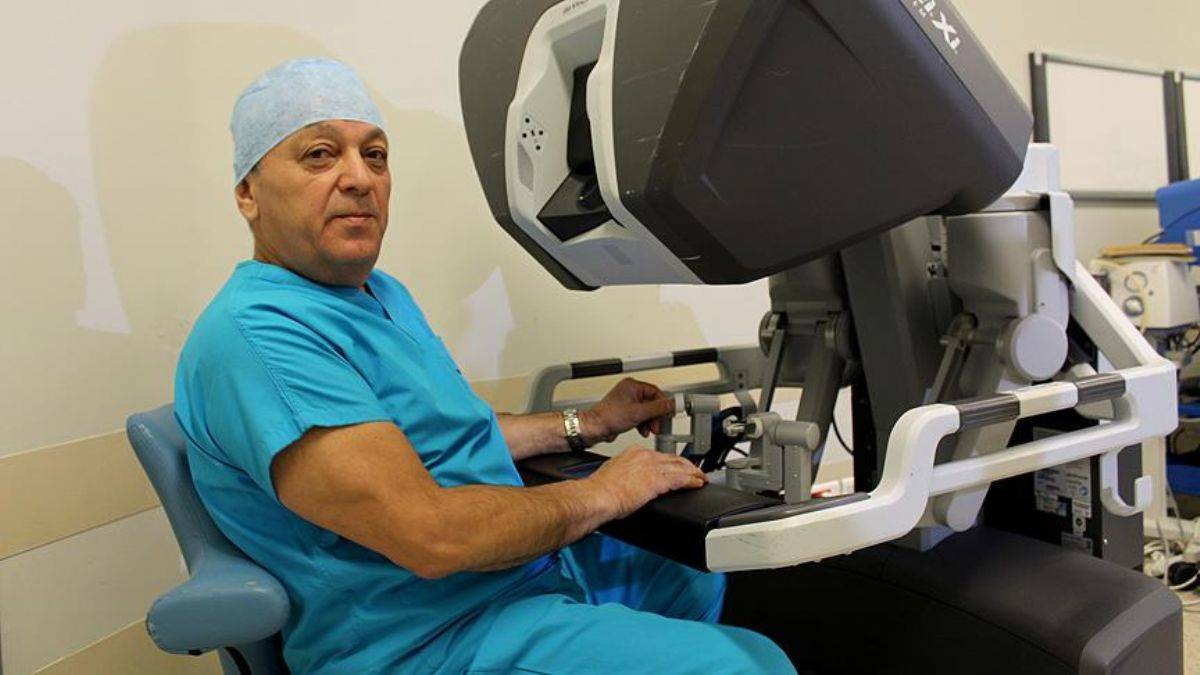 Dünya Endoüroloji Derneği Ömür Boyu Onursal Üyelik Ödülü’nü alan Prof. Dr. Ali Rıza Kural kimdir, nerede çalışıyor?