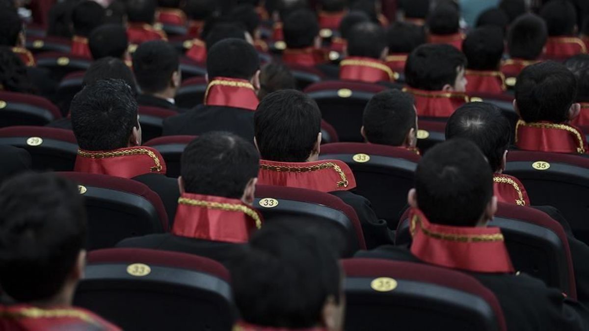 Hakim ve savcılara ilişkin karar Resmi Gazete'de!