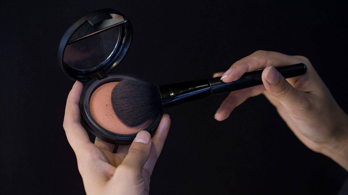 371 kozmetik üründen 302'si uygunsuz çıktı