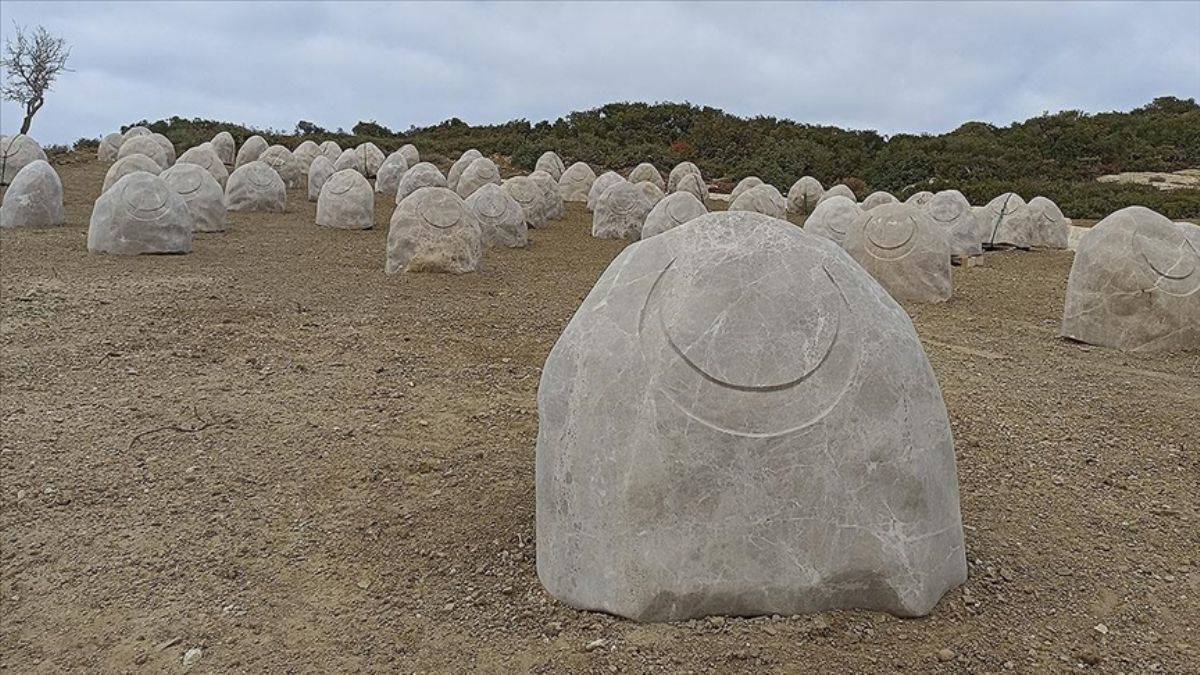 Çanakkale'de 322 şehidin ismi tespit edildi