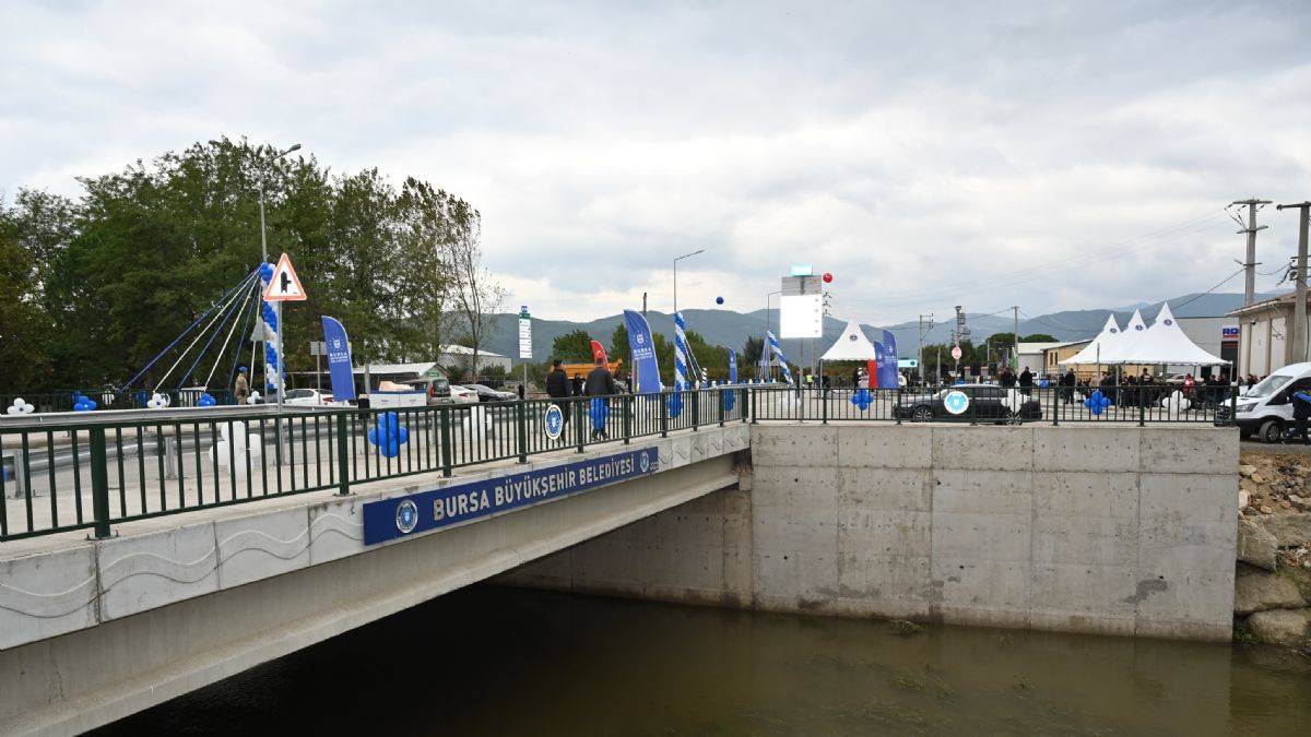 Samanlı'ya iki köprü birden