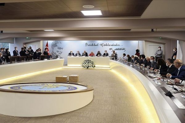 Antalya Havalimanı'nın kapasite artırımı ve 25 yıllığına kiralanması ihalesi yapıldı