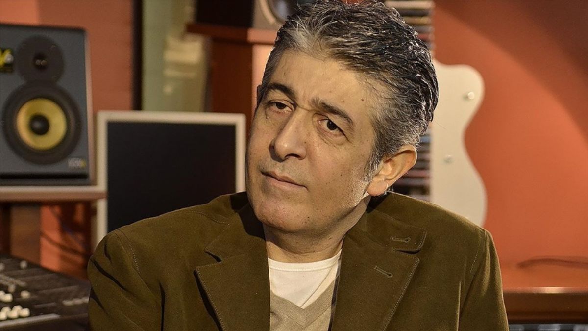 Şarkıcı Murat Göğebakan'ın hayatı film olacak