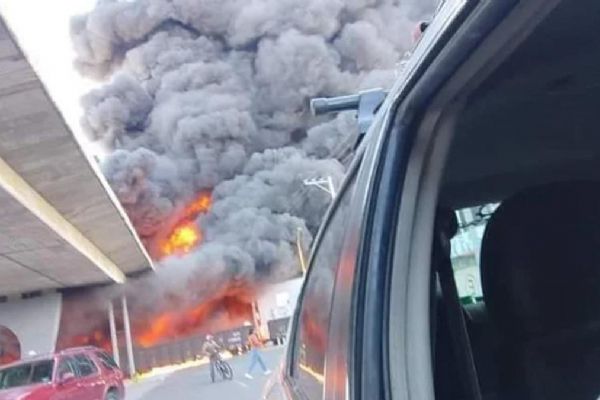 Meksika'da facia: 120 ev hasar gördü