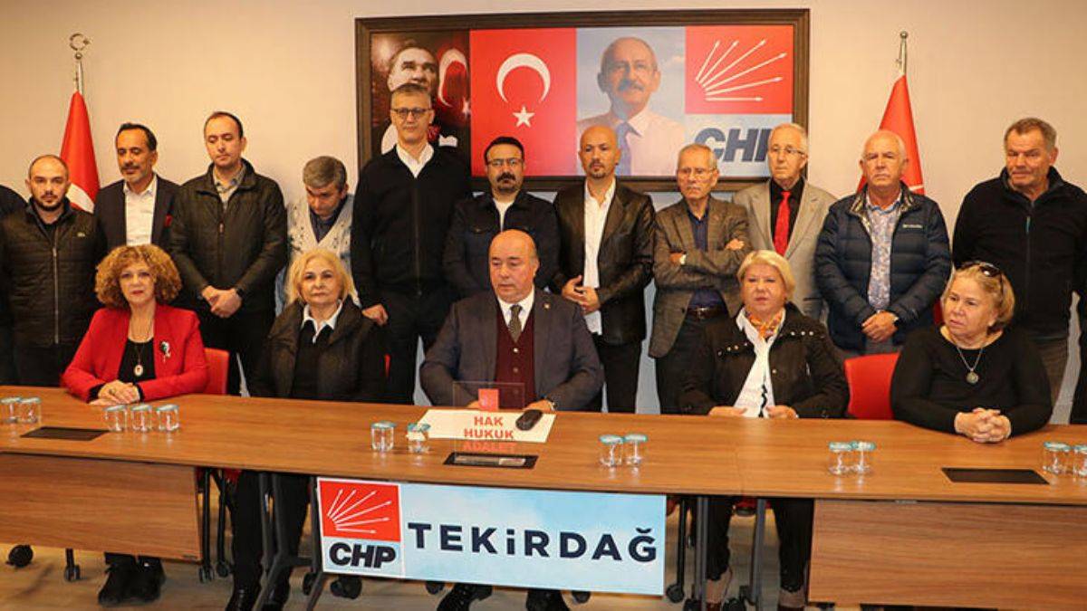 Tekirdağ’da toplu istifa! CHP il yönetimi düştü