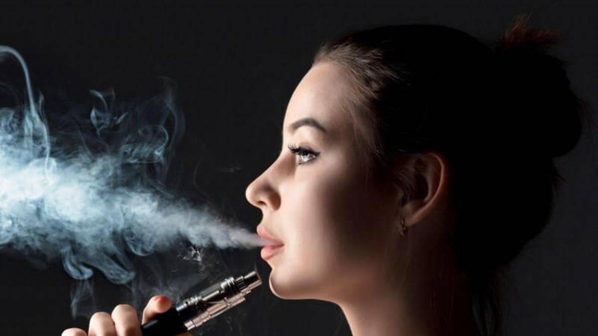 Belediye hamile kadınlara elektronik sigara dağıtacak