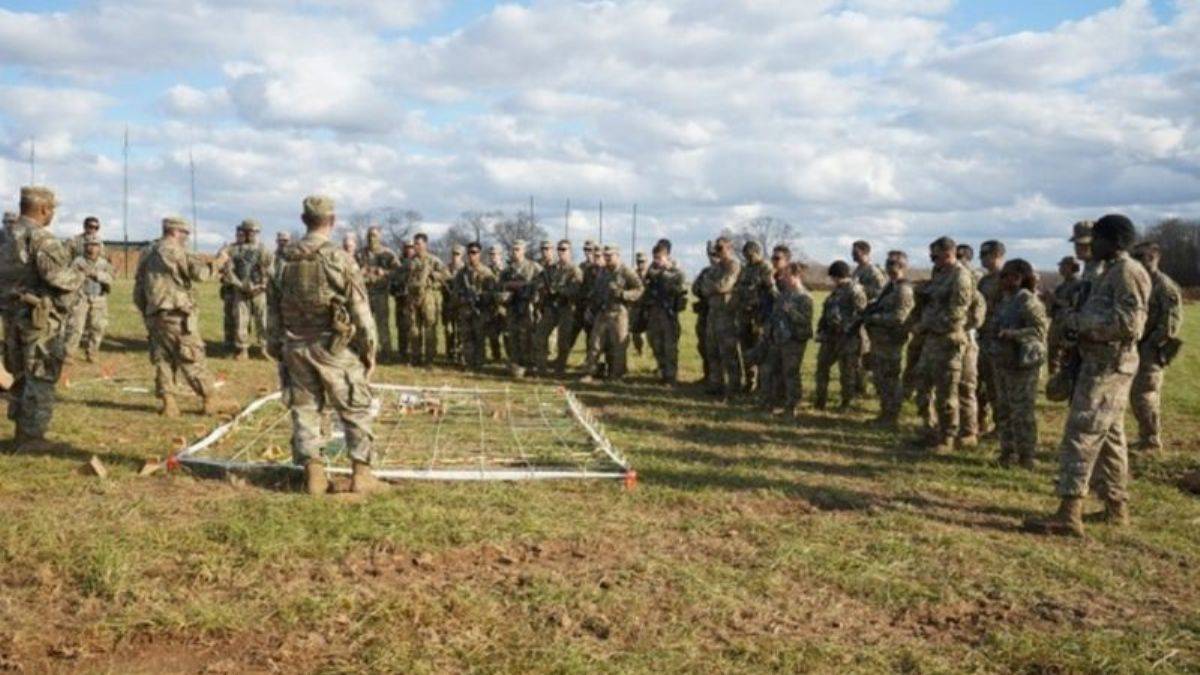 Amerika çığlık atan kartallarla Ukrayna'da