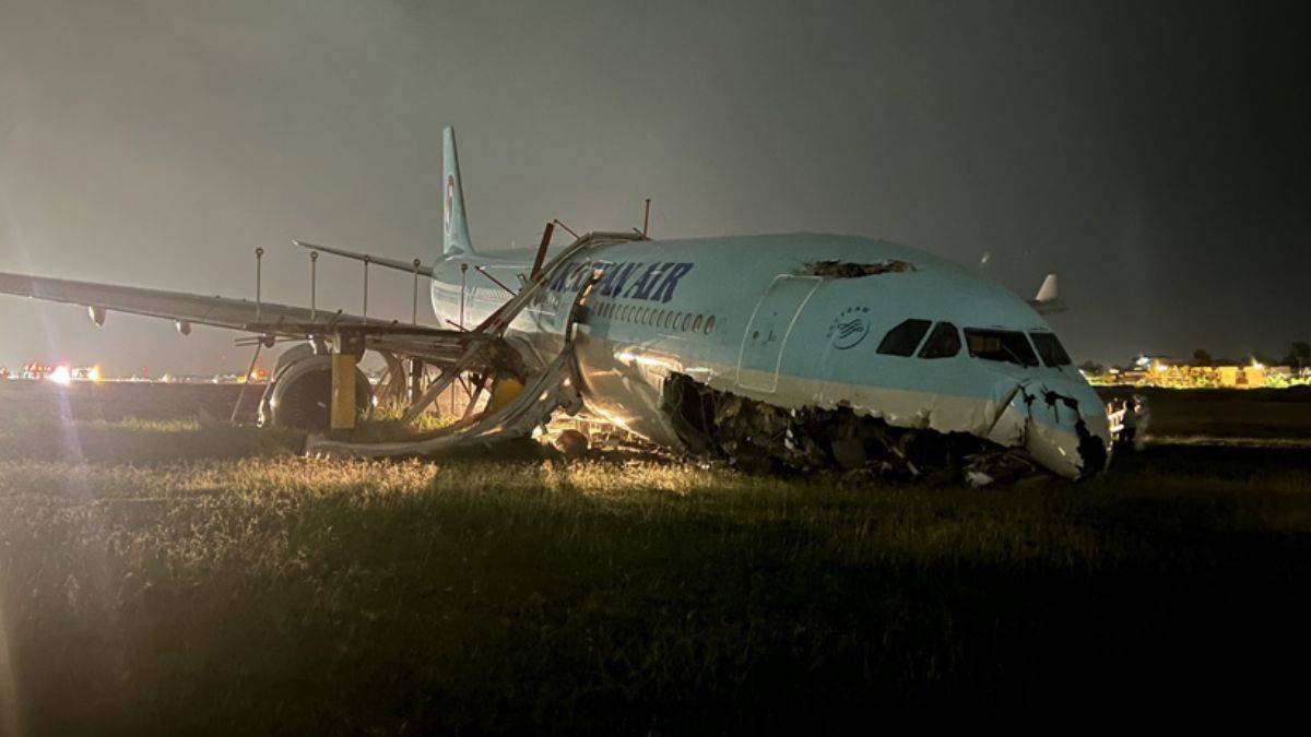 Korku dolu anlar! Yolcu uçağı pistten çıktı