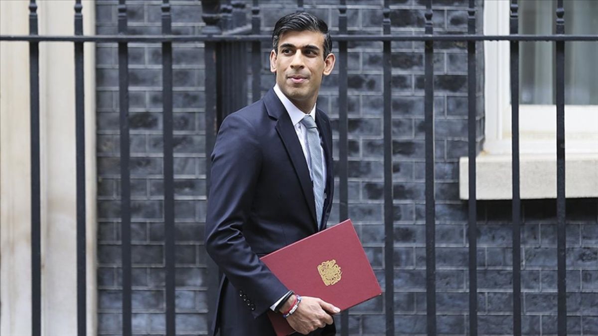 İngiltere'nin yeni başbakanı Rishi Sunak oldu