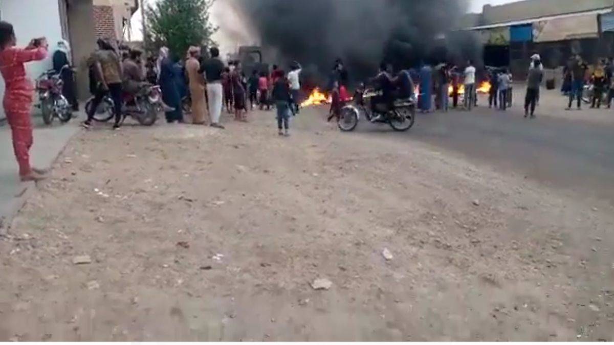 Deyrizzor’da SDG protestosu! Halk PKK’ya karşı ayaklandı