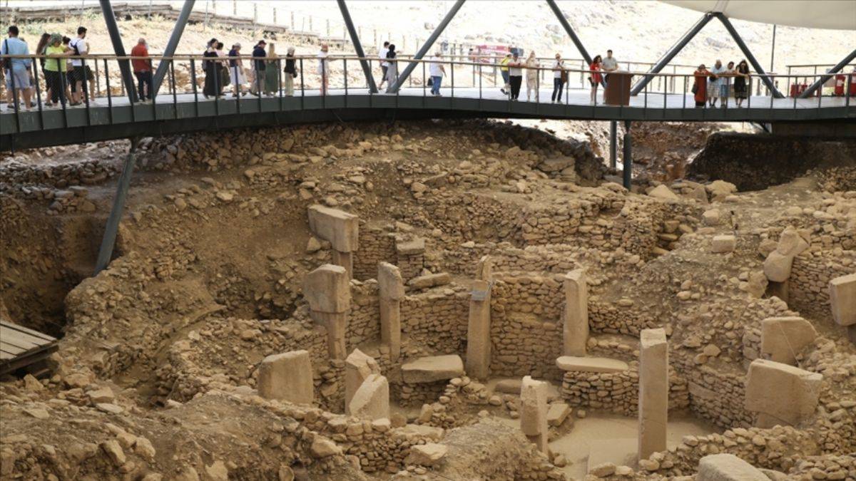 Göbeklitepe'de yeni keşif! Öğütme taşları bulundu