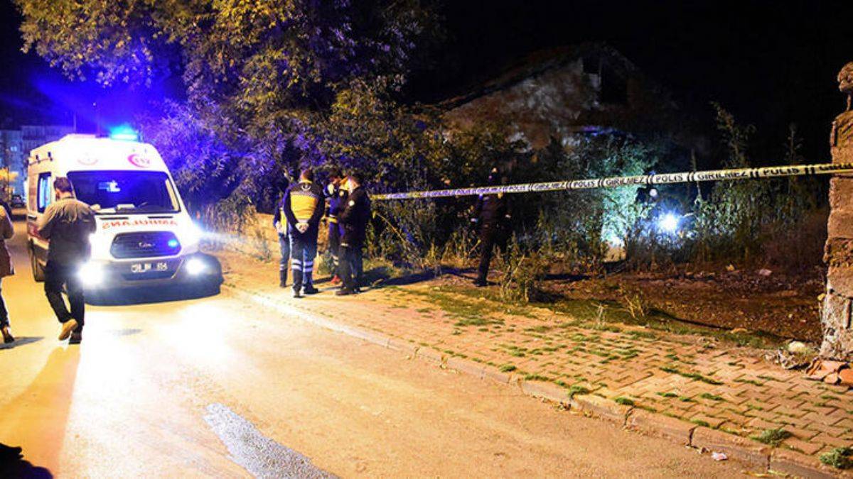 Boş arsada erkek cesedi bulundu