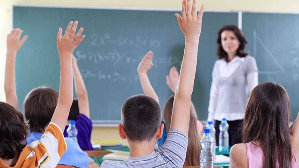 28 Ekim okula gitmeyen yarım gün mü yok yazılır? 28 Ekim devamsızlık tam gün mü? Okula gitmezsem yarım mı, tam mı yok yazılırım?