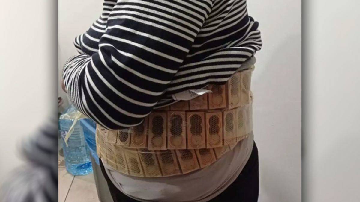 Mermi gibi arı kuşanmış!