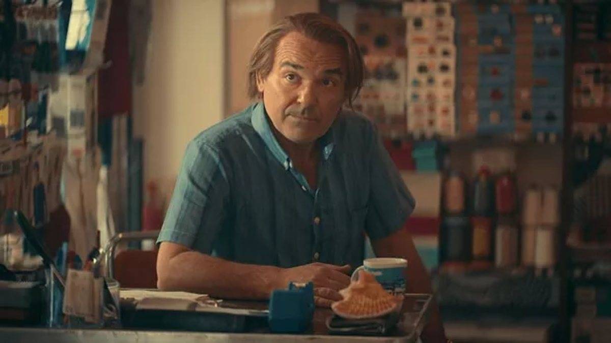 Andropoz 6. bölüm (son bölüm) izle | Andropoz dizisi 6. bölüm konusu ne? Andropoz 7. bölüm çıkacak mı?